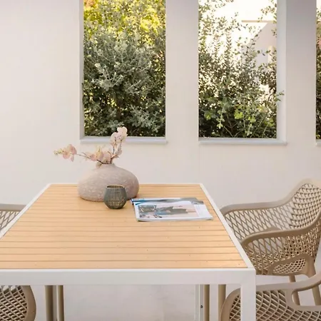 Villa Nirvana - Unalome