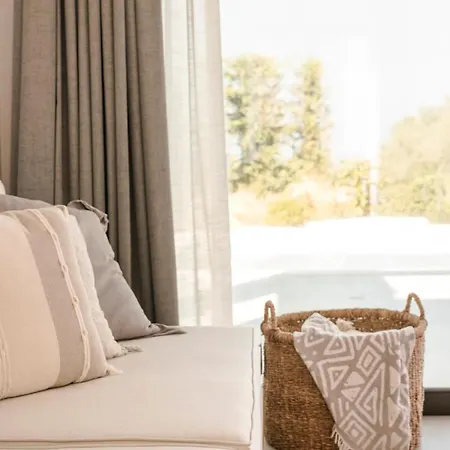 Villa Nirvana - Unalome